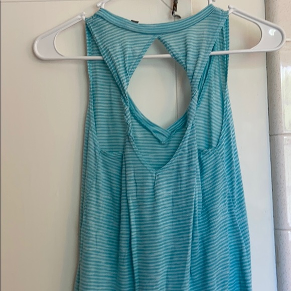 Tank top - Picture 3 of 4